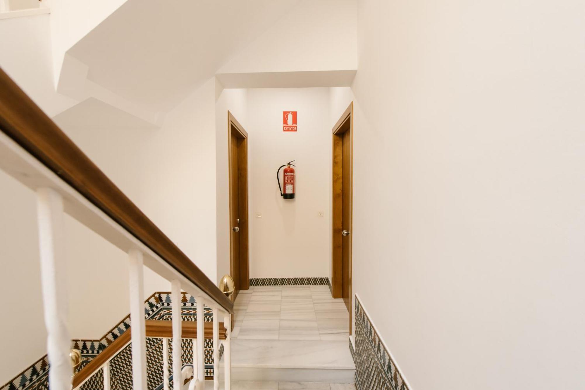 T2, Tirso De Molina, Apartamento Luminoso Y Tranquilo Seville Exterior photo